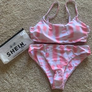 Bikinis size Large